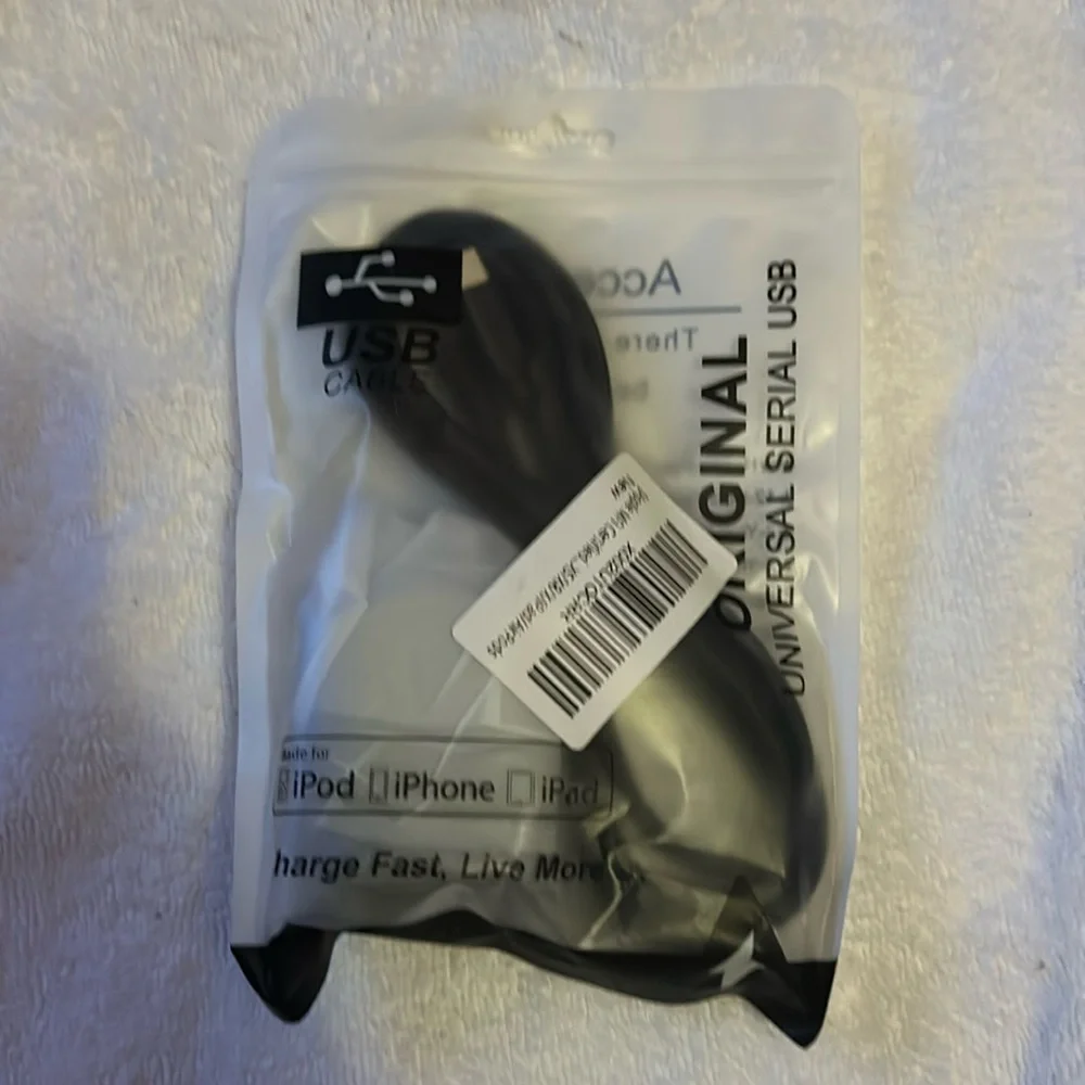 NWT Universal USB Cable